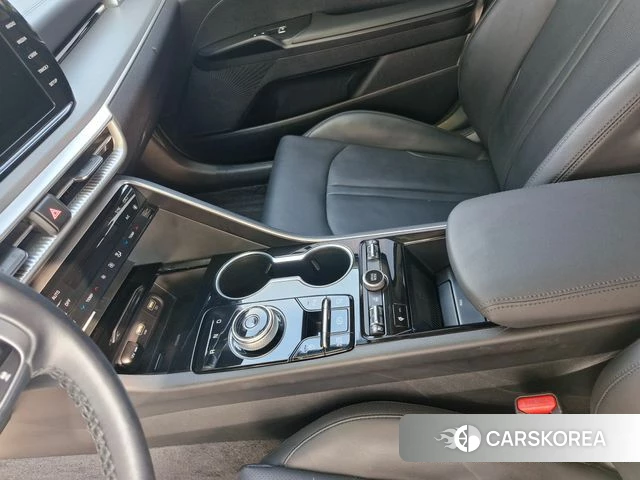 Kia K5 3rd generation 2023 Серый из Кореи, фото 4