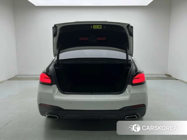 BMW 5 series (imported) 2020 Белый из Китая, фото 4