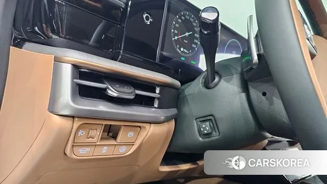 Hyundai Grandeur Hybrid (GN7) 2023 Белый из Кореи, фото 4