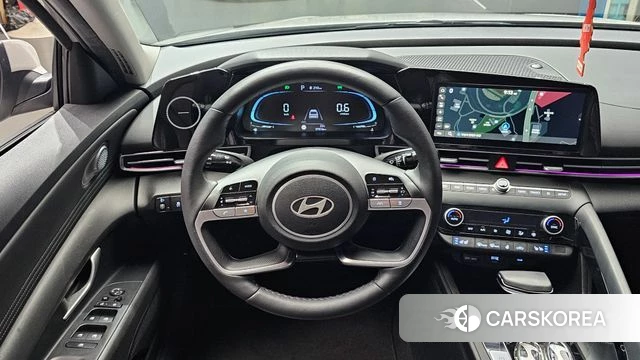 Hyundai The New Avante (CN7) 2024 Серебристо-серый из Кореи, фото 4