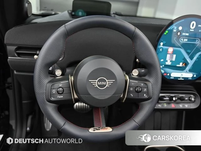 Mini Cooper S Convertible 4th Generation 2025 Черный из Кореи, фото 4