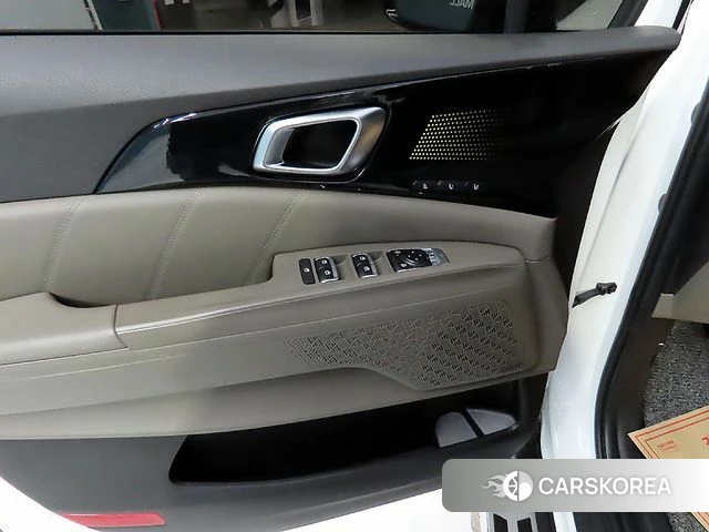 Kia The New Carnival 4th Generation 2025 Белый из Кореи, фото 4