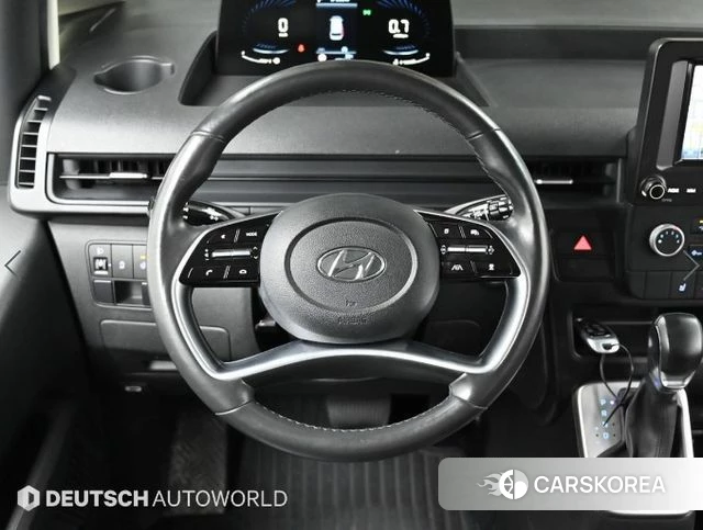 Hyundai Staria 2022 Белый из Кореи, фото 4