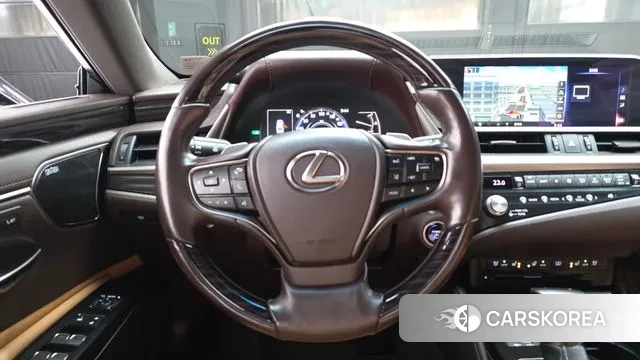 Lexus ES300h 7th generation 2021 Серебристо-серый из Кореи, фото 4