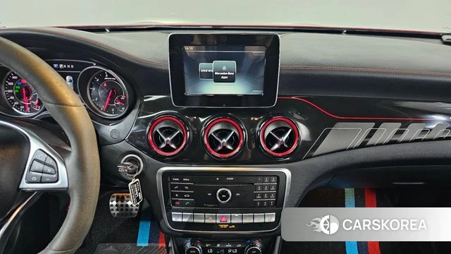 Mercedes-Benz GLA-Class X156 2019 Красный из Кореи, фото 4