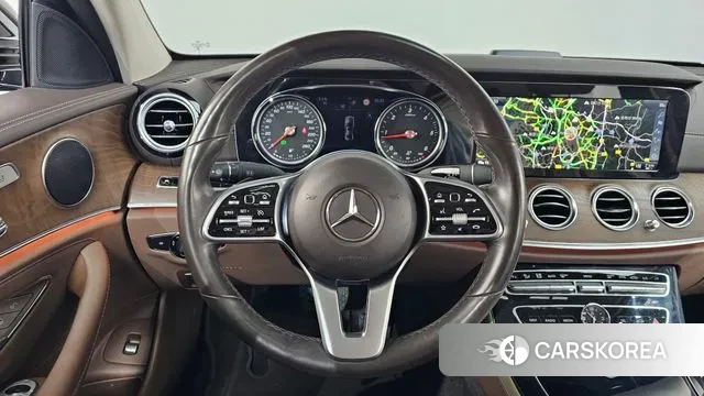 Mercedes-Benz E-Class W213 2019 Черный из Кореи, фото 4