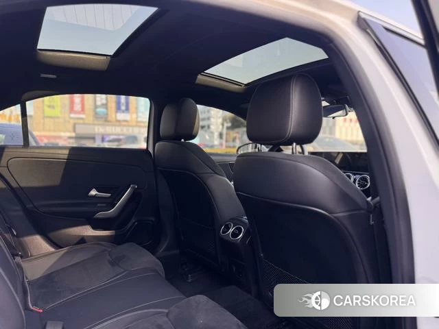 Mercedes-Benz Class A 2021 Белый из Китая, фото 4