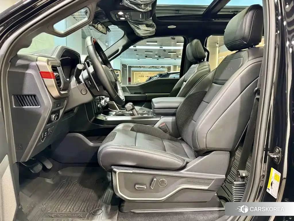 Ford F-150 Raptor 2025 Черный из Китая, фото 4