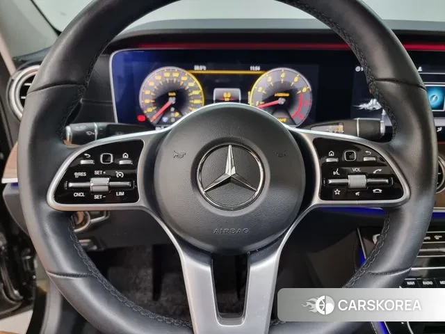 Mercedes-Benz E-Class W213 2019 Черный из Кореи, фото 4