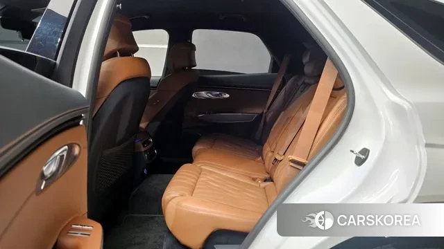 Genesis GV70 2023 Белый из Кореи, фото 4