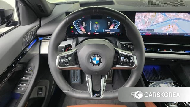 BMW 5 Series (G60) 2024 Черный из Кореи, фото 4