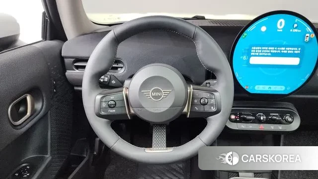 Mini Cooper C 4th generation 2025 Черный из Кореи, фото 4