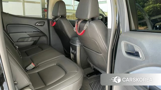 Chevrolet (GM Daewoo) Real New Colorado 2022 Черный из Кореи, фото 4