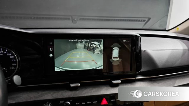 Kia Carnival 4th generation 2022 Белый из Кореи, фото 4