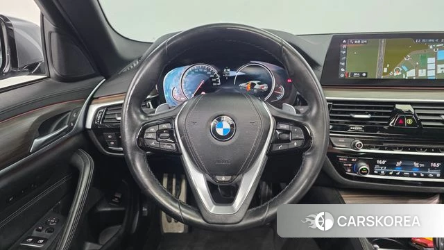 BMW 5 Series (G30) 2018 Серый из Кореи, фото 4