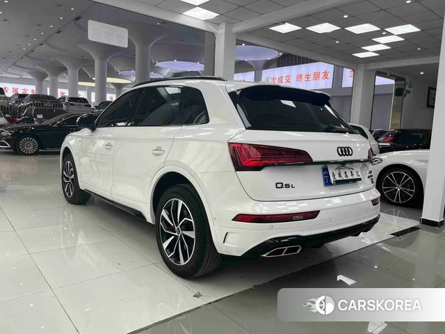 Audi Q5L 2021 Белый из Китая, фото 4