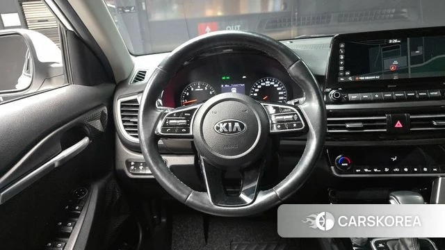 Kia Seltos 2021 Белый из Кореи, фото 4