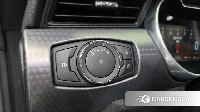 Ford Mustang 2022 Фиолетовый из Кореи, фото 4