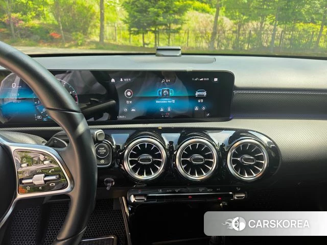 Mercedes-Benz A-Class W177 2021 Белый из Кореи, фото 4