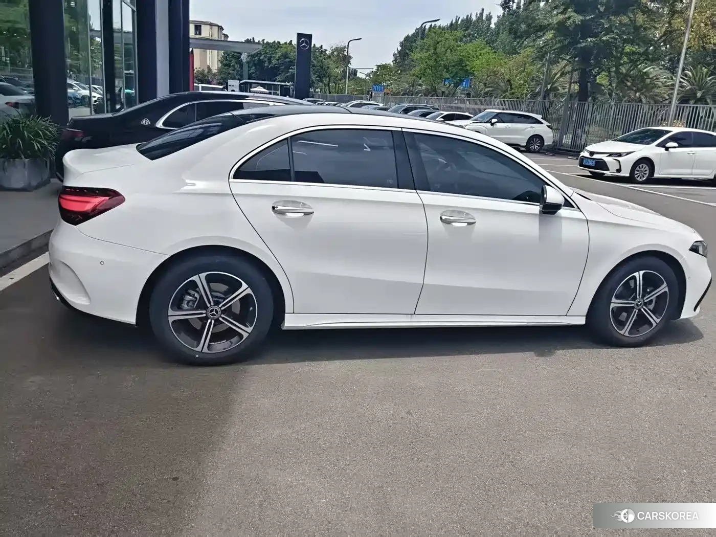Mercedes-Benz A-Class 2024 Белый из Китая, фото 4