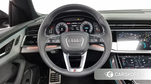 Audi Q8 (4M) 2022 Черный из Кореи, фото 4