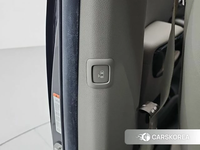 Kia The New Carnival 2019 Серый из Кореи, фото 4