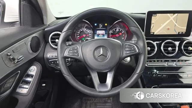 Mercedes-Benz C-Class W205 2018 Белый из Кореи, фото 4