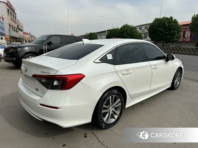 Honda Civic 2022 Белый из Китая, фото 4