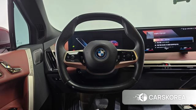 BMW iX 2023 Красный из Кореи, фото 4