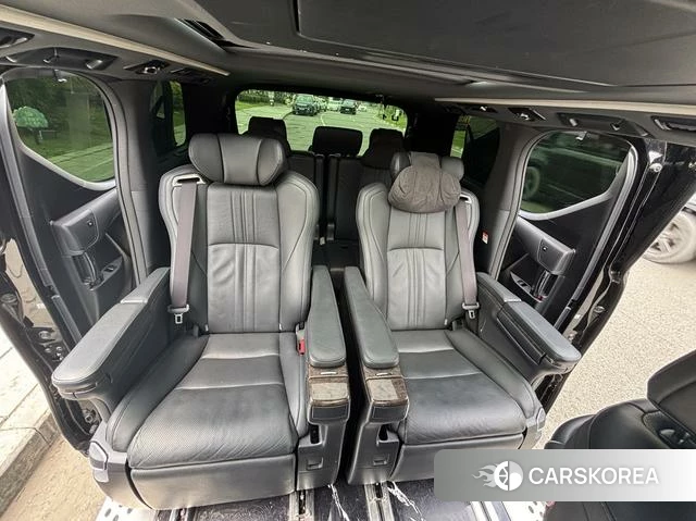 Toyota Elfa 2022 Черный из Китая, фото 4