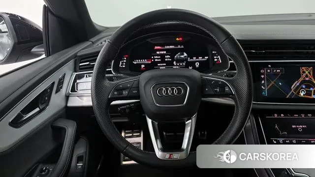 Audi Q8 (4M) 2023 Серый из Кореи, фото 4