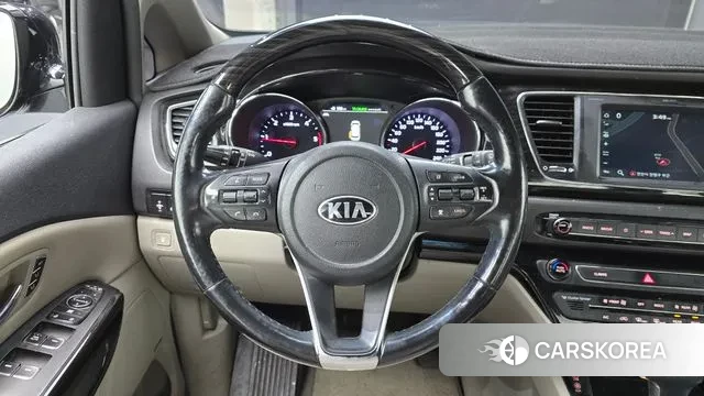 Kia The New Carnival 2018 Черный из Кореи, фото 4