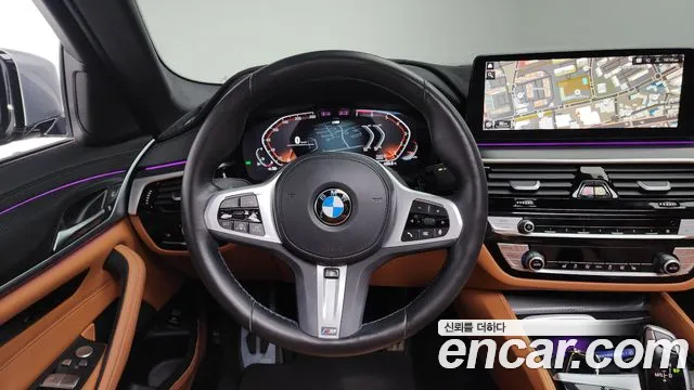 BMW 5 Series (G30) 2023 Серебристо-серый из Кореи, фото 4