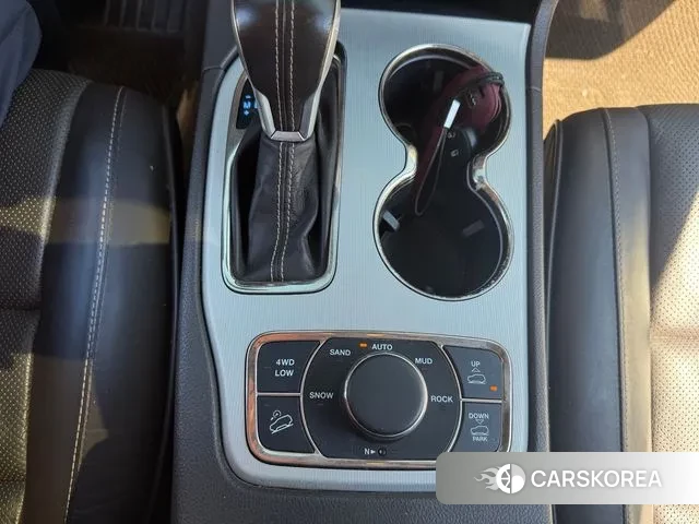 Jeep Grand Cherokee 2018 Серый из Кореи, фото 4