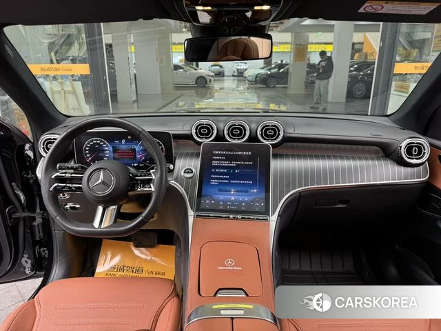 Mercedes-Benz GLC 2023 Черный из Китая, фото 4