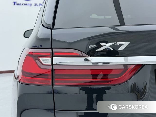 BMW X7 2022 Черный из Китая, фото 4