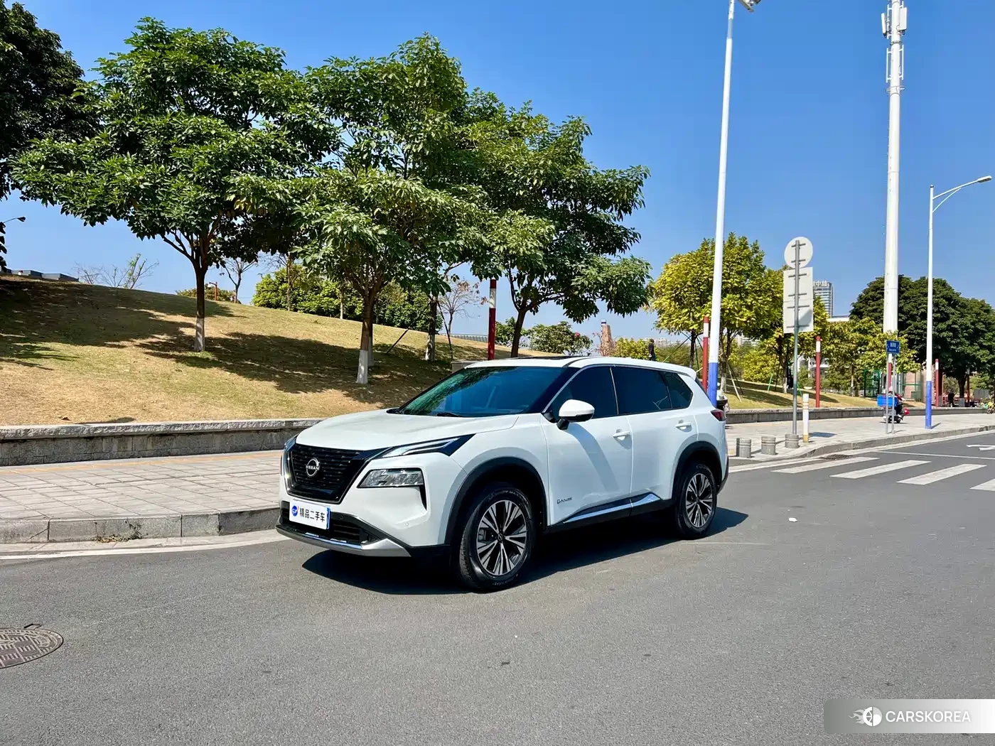 Nissan Qijun 2024 Белый из Китая, фото 4