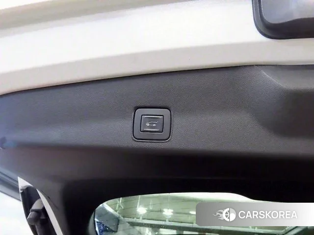 Chevrolet (GM Daewoo) Trailblazer 2021 Белый из Кореи, фото 4