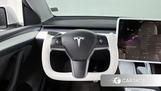 Tesla Model Y 2023 Белый из Кореи, фото 4