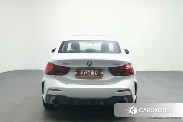 BMW 1 series 2023 Белый из Китая, фото 4