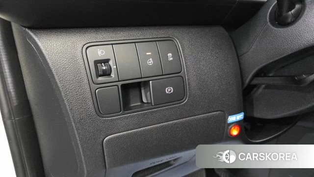 Hyundai Staria 2022 Белый из Кореи, фото 4