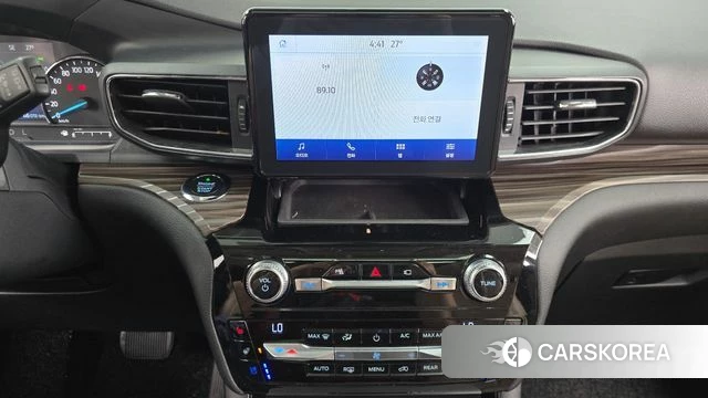 Ford Explorer 6th Generation 2021 Белый из Кореи, фото 4