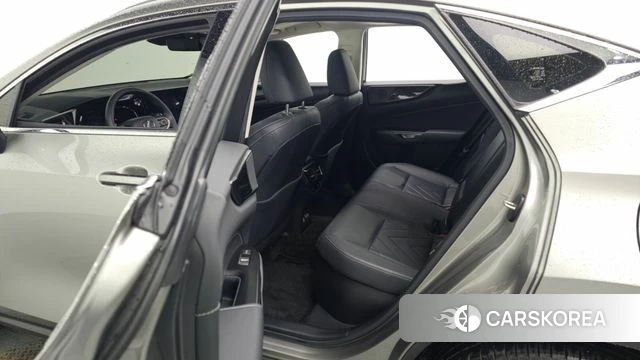 Lexus NX350h Second generation 2023 Серебристо-серый из Кореи, фото 4