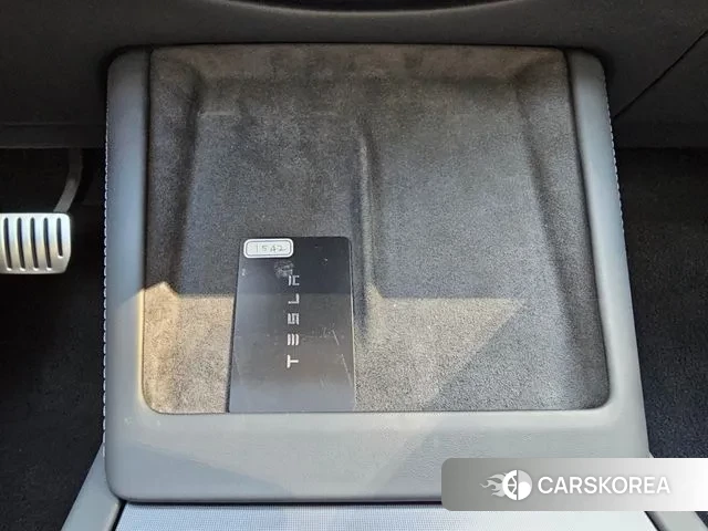 Tesla Model 3 2024 Черный из Кореи, фото 4