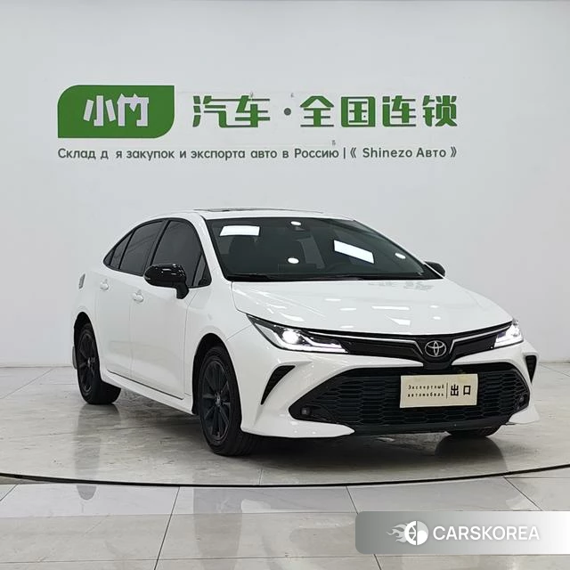 Toyota Corolla 2022 Белый из Китая, фото 4