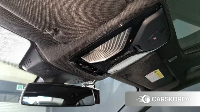 BMW 5 Series (G30) 2018 Черный из Кореи, фото 4