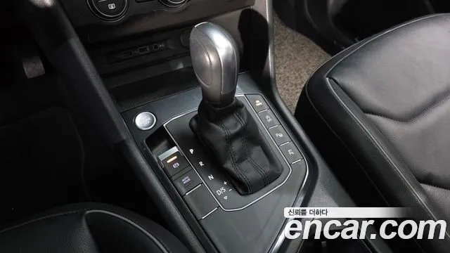 Volkswagen Tiguan second Generation 2020 Белый из Кореи, фото 4