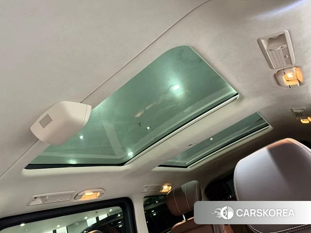 Mercedes-Benz V-class 2023 Черный из Китая, фото 4
