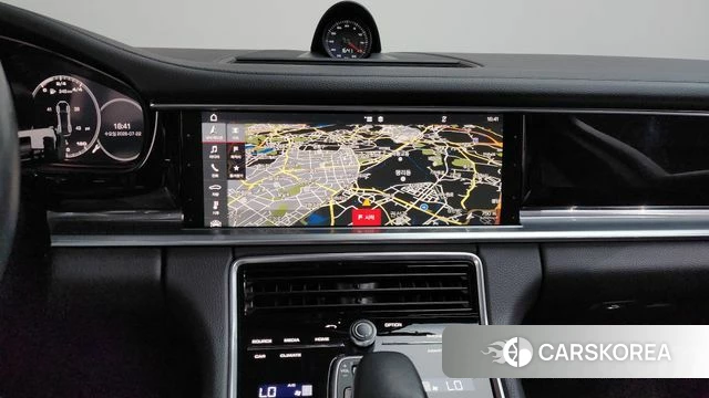 Porsche Panamera (971) 2018 Серебристо-серый из Кореи, фото 4