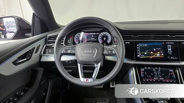 Audi Q8 (4M) 2023 Черный из Кореи, фото 4